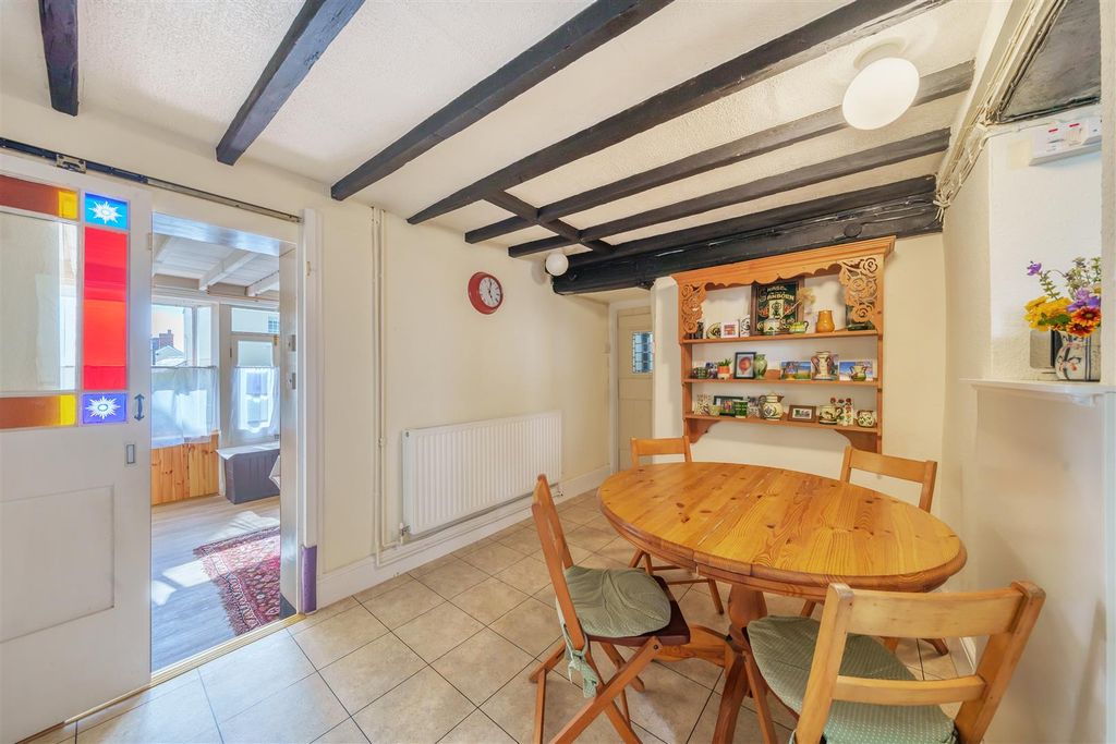 Property photo 3 of 17 Breakfast Room