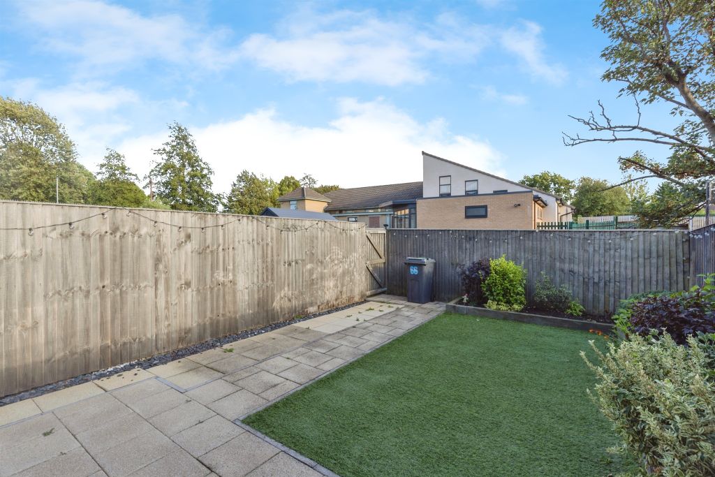 Property photo 2 of 17