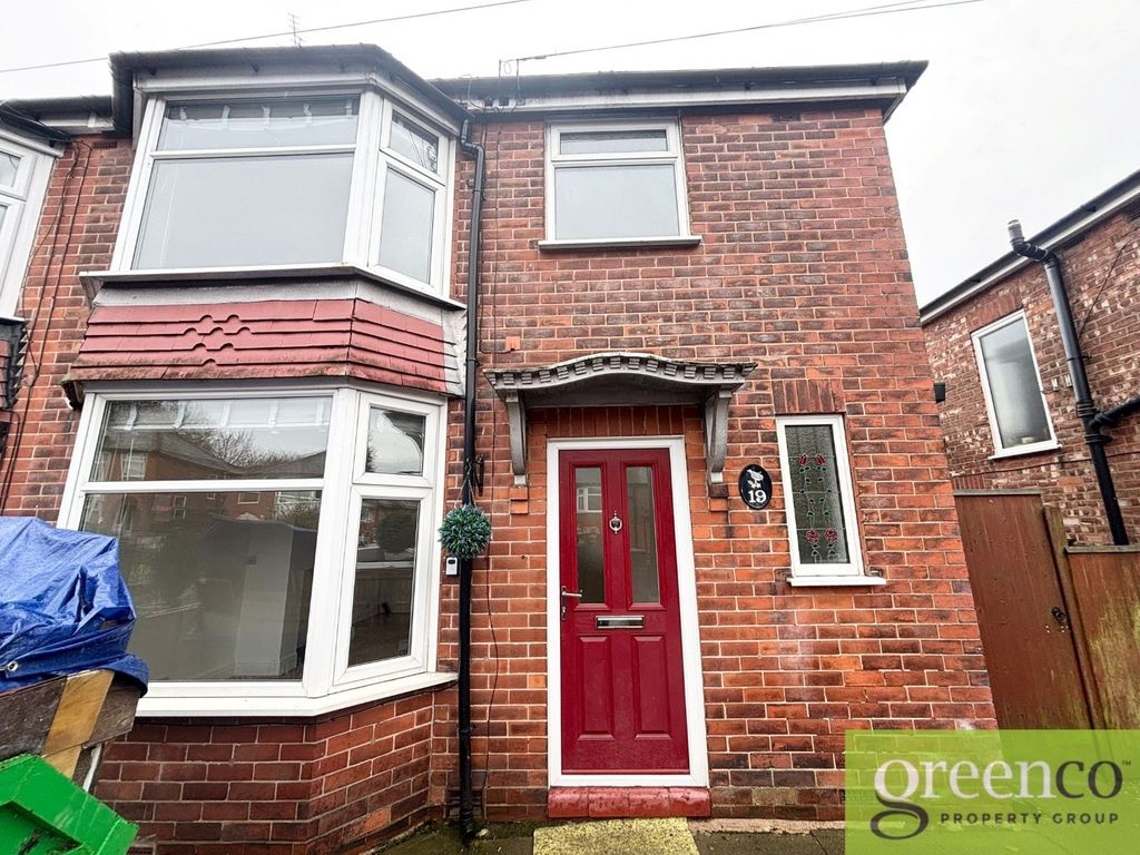 Property photo 2 of 19