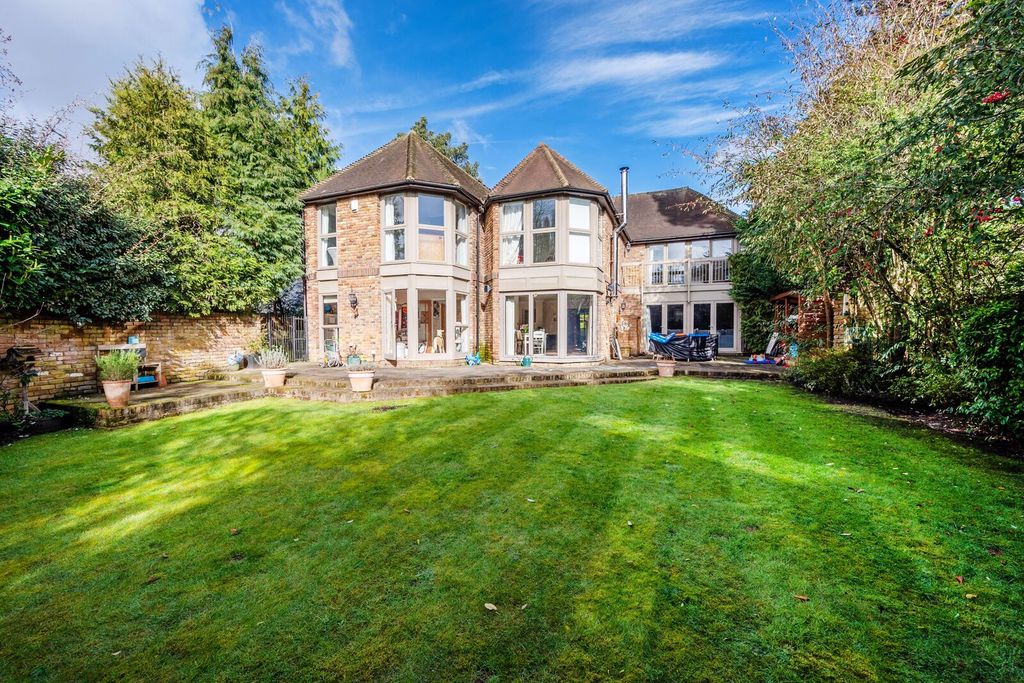 Property photo 2 of 15