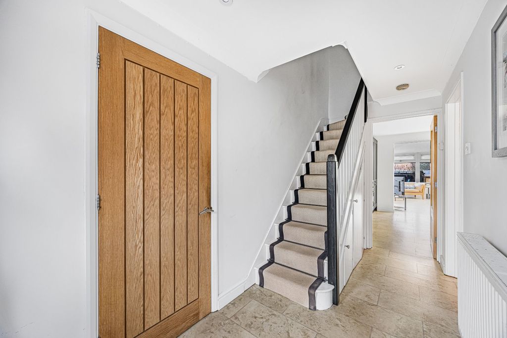 Property photo 3 of 24 Picture No. 38