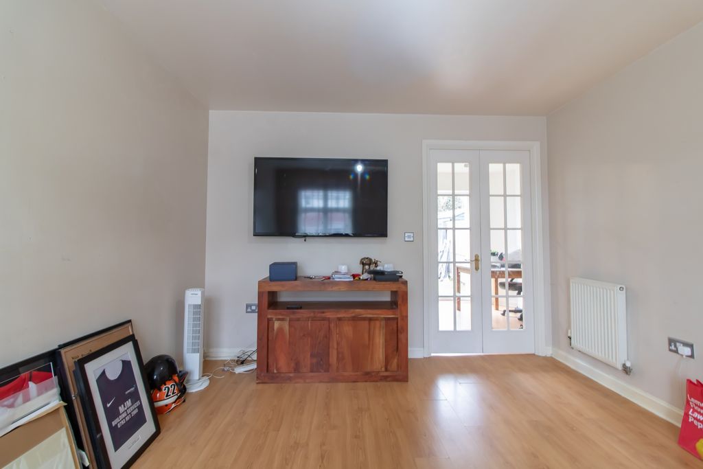 Property photo 3 of 14 Image 3