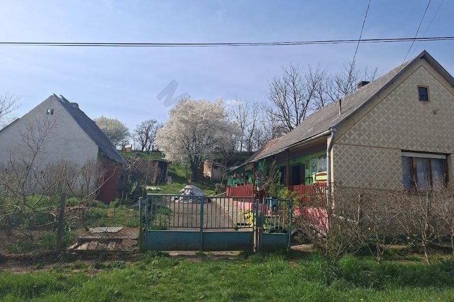 Property photo 1 of 6