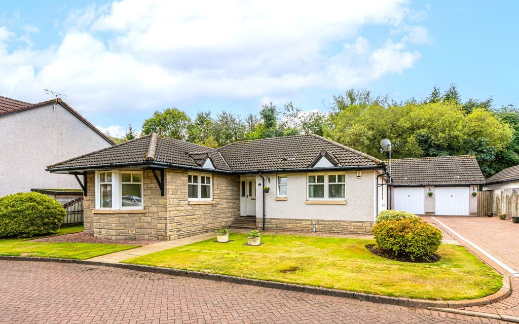 Property photo 1 of 26