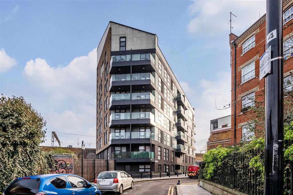 Property photo 1 of 8