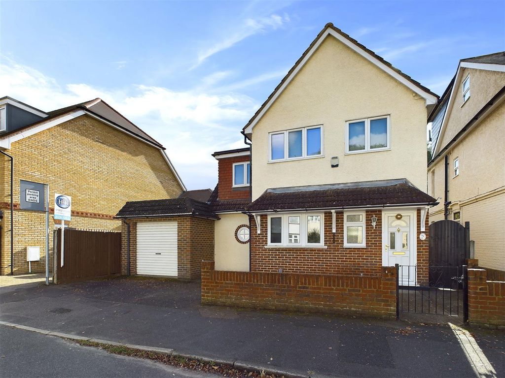 Property photo 1 of 16