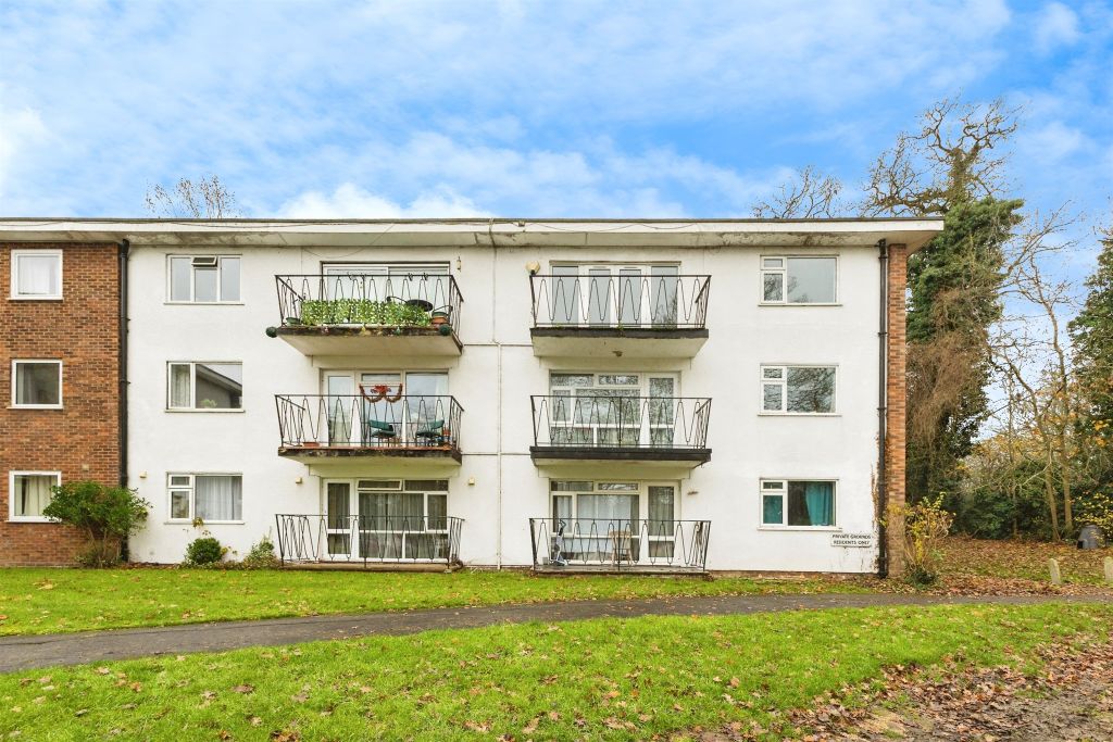 Property photo 1 of 17