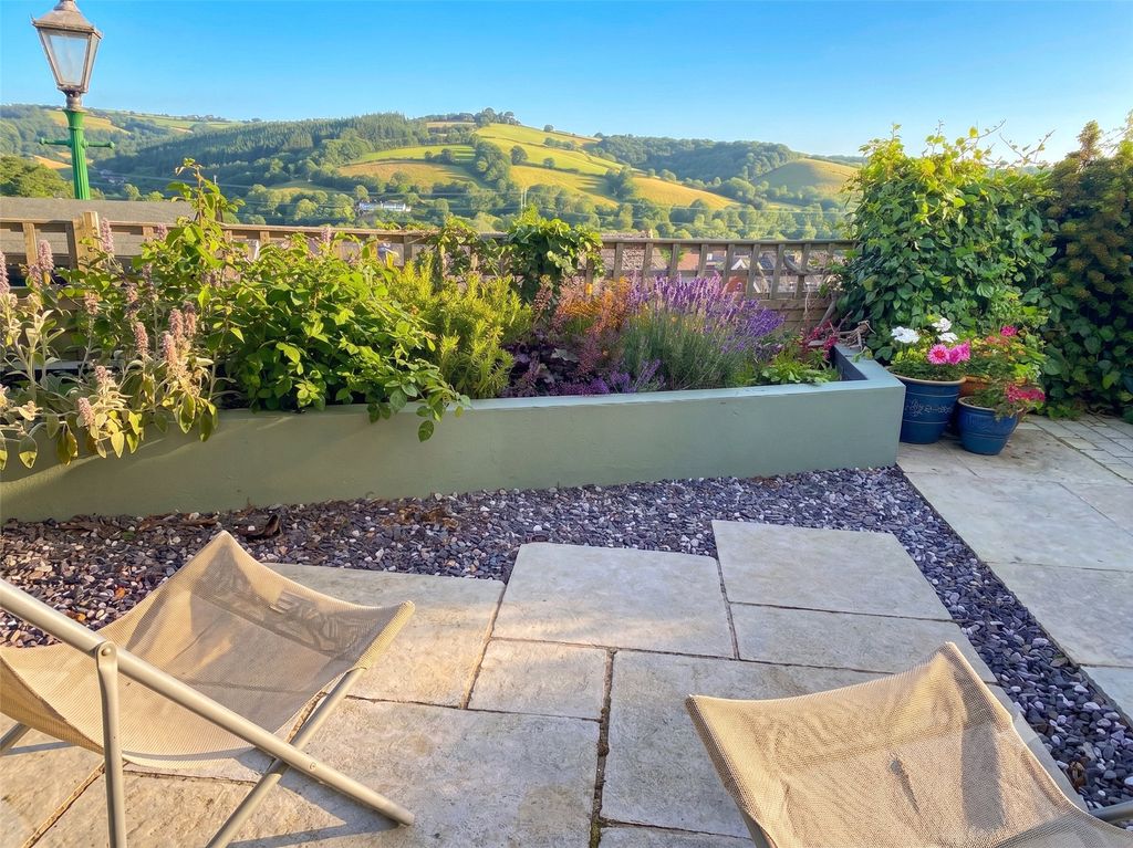 Property photo 2 of 11 Rear Garden And View
