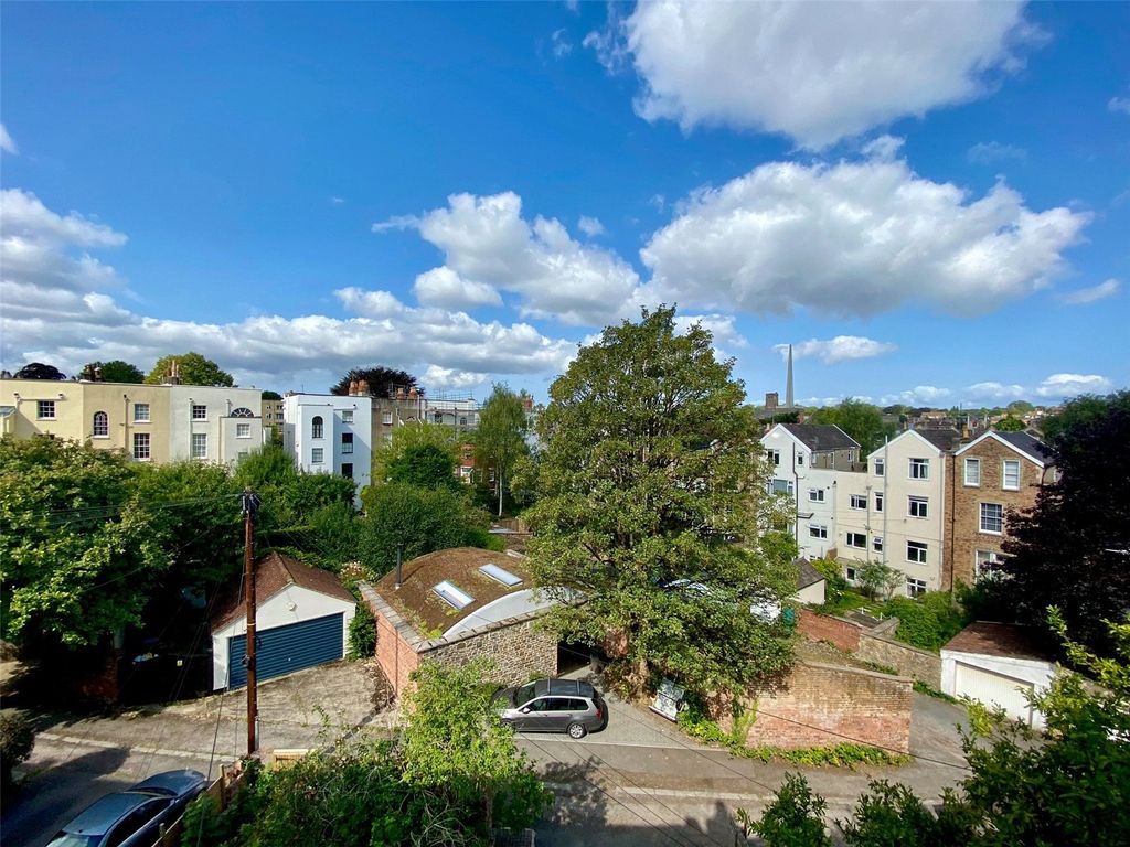 Additional image 12 of 5 bed flat for saleHanbury Road, Clifton, Bristol BS8