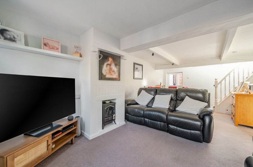 Property photo 3 of 16 9-6A79Fa0Adab6c-1...