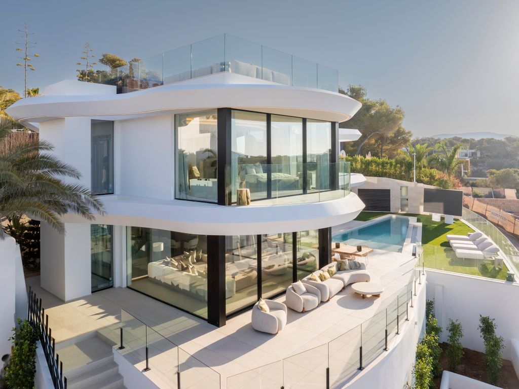 Property photo 3 of 23