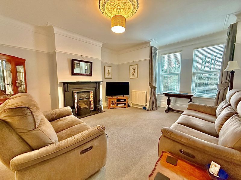 Property photo 3 of 25 Photo 29