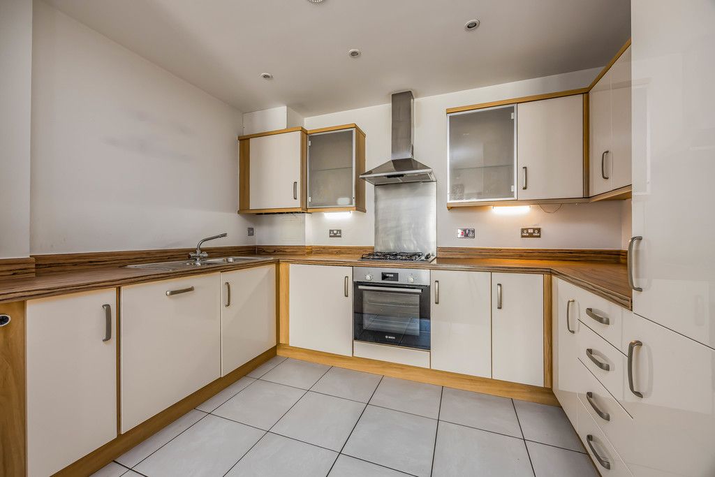 Property photo 3 of 23