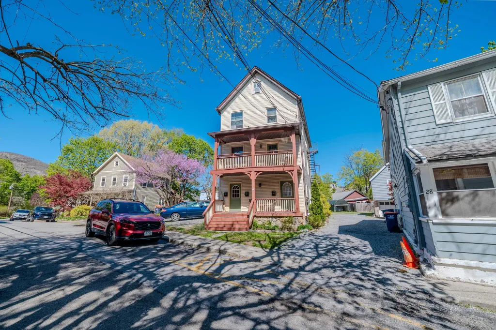 Property photo 2 of 28 <Alttext/>