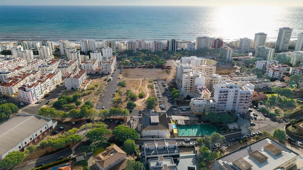 Property photo 1 of 6 Plot With Approved Plans For Building Construction, Quarteira