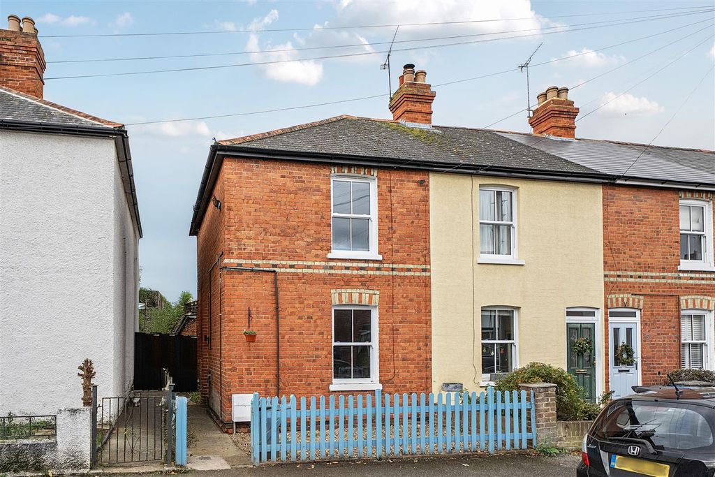 Property photo 1 of 10 External