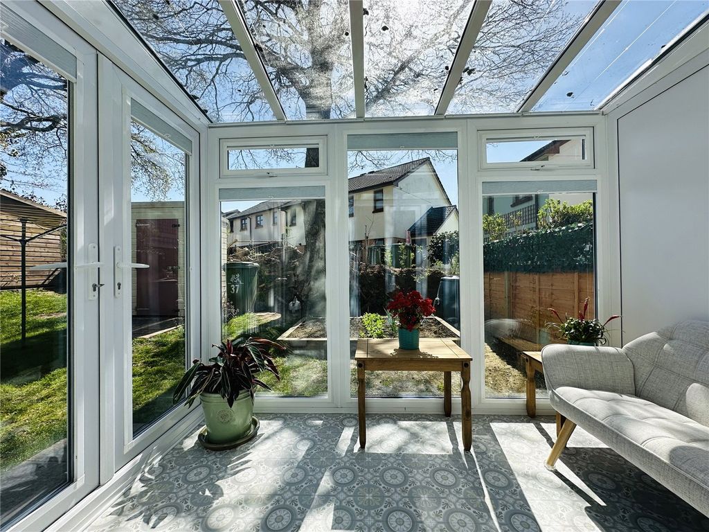 Property photo 2 of 14 Picture No. 02