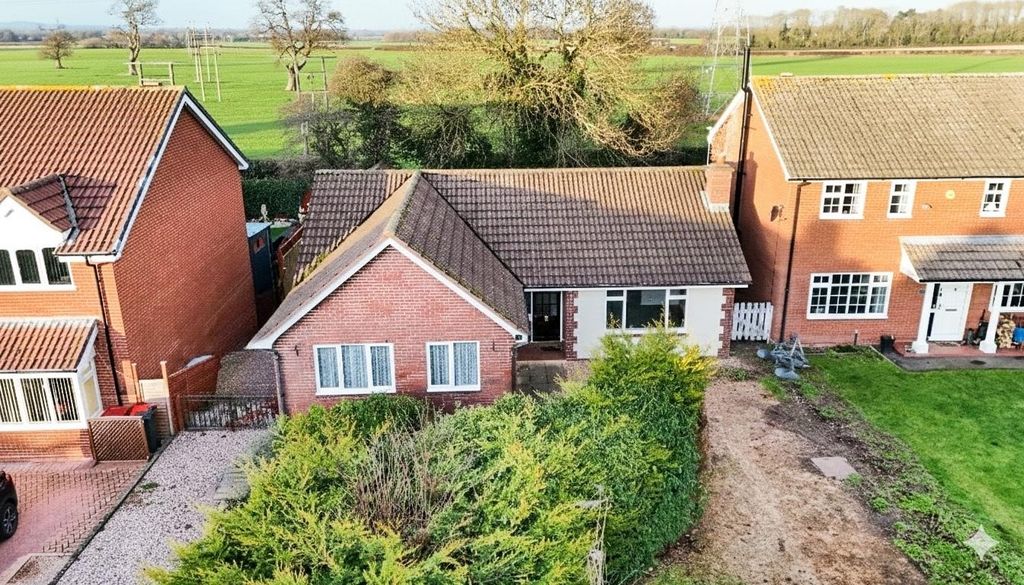 Property photo 1 of 15 4832600