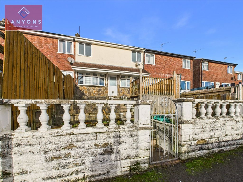 Property photo 1 of 12 Picture No. 23