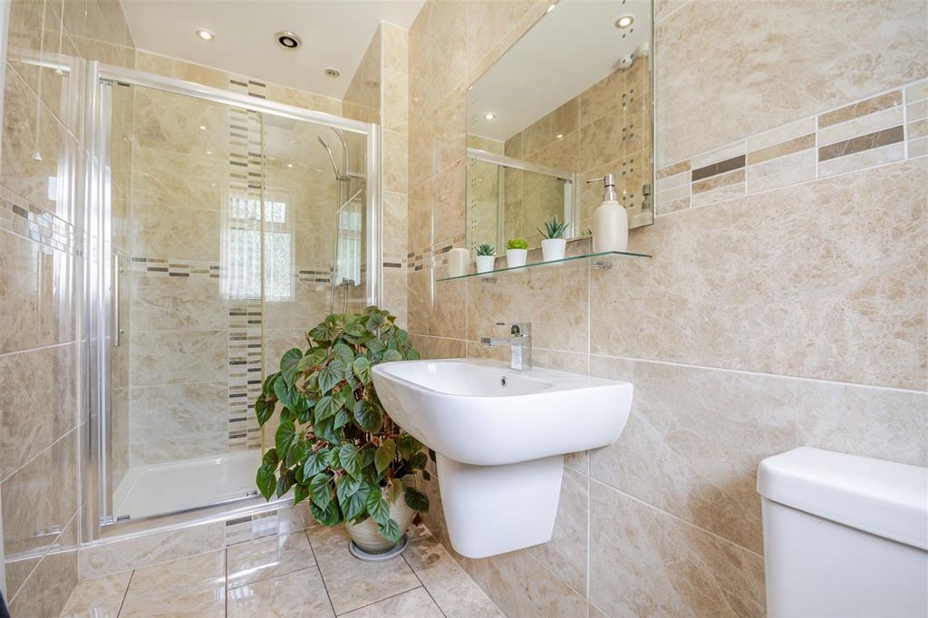 Additional image 15 of 3 bed detached bungalow for saleLongfield Lane, Ilkeston DE7