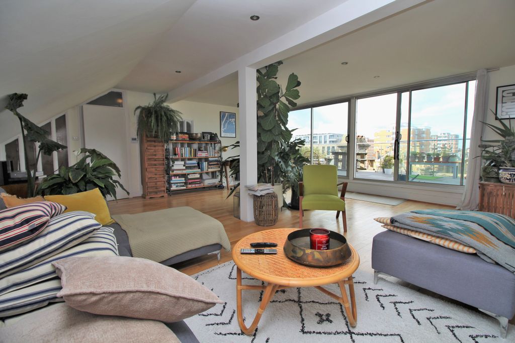 Property photo 1 of 27 17