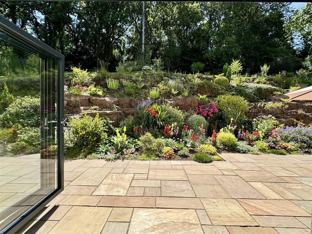 Property photo 2 of 60 Family Room