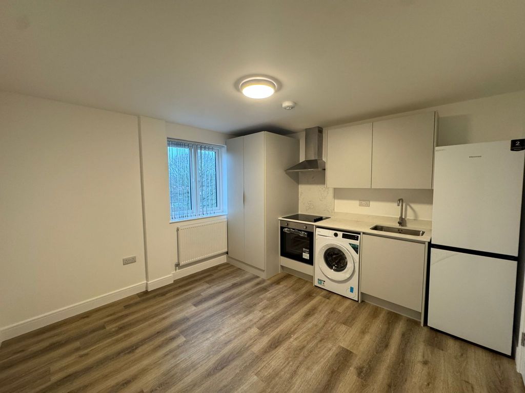 Property photo 1 of 3 1 Bed Flat To Rent Greenford Road, Greenford Ub6