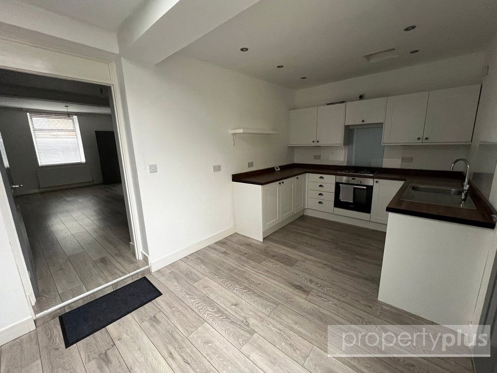 Property photo 2 of 13 Picture No. 06