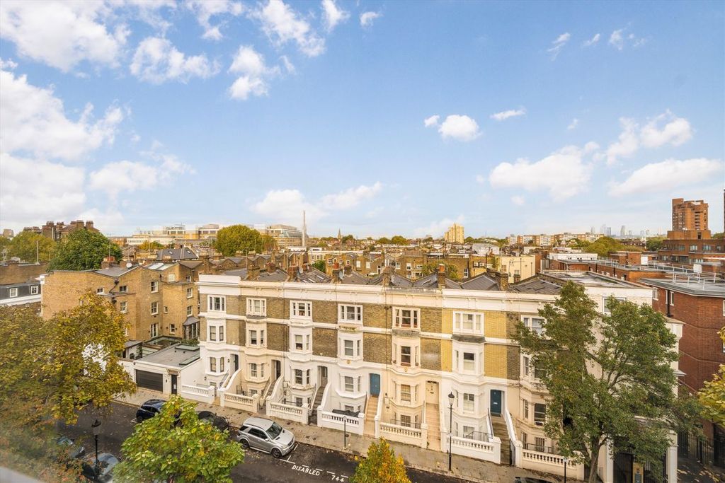 Property photo 3 of 8