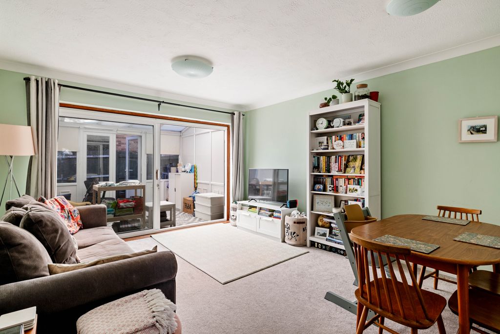 Property photo 2 of 12 918A0715