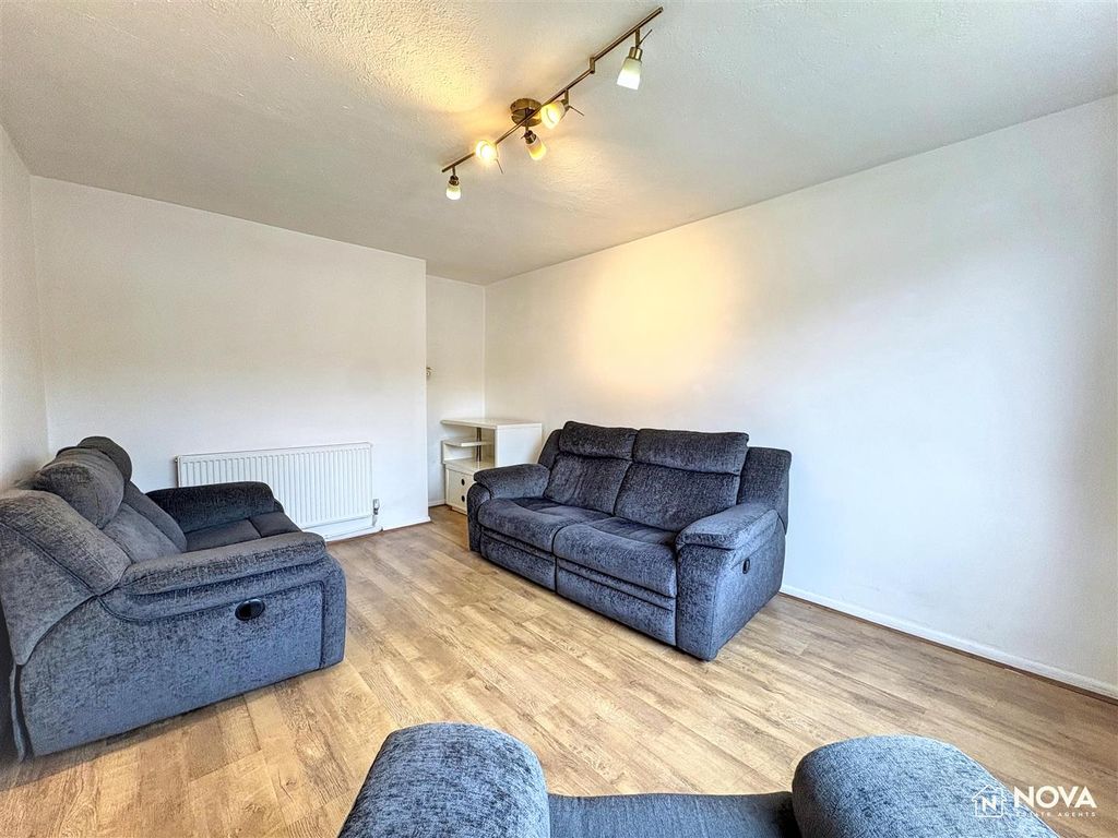 Property photo 2 of 14 Img_0523.Jpg
