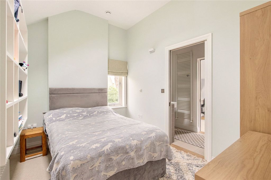 Additional image 13 of 6 bed detached house to rentBrunswick Gardens, Cambridge CB5
