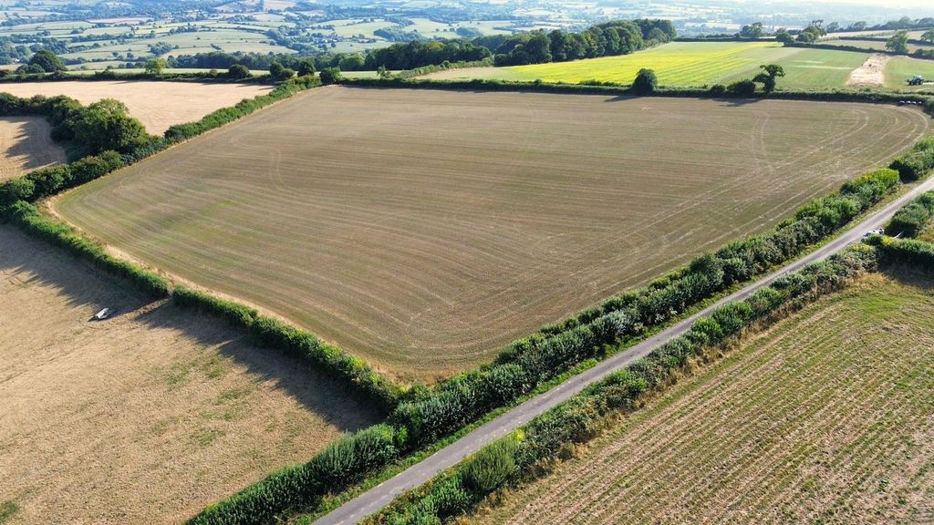 Property photo 2 of 7 2.Jpg