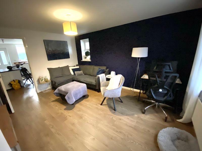 Property photo 3 of 12 Photo 1