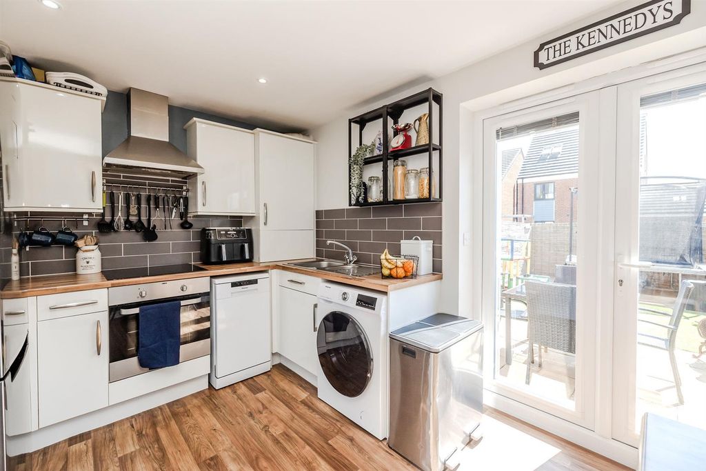 Property photo 3 of 17 C.Ki.Jpg