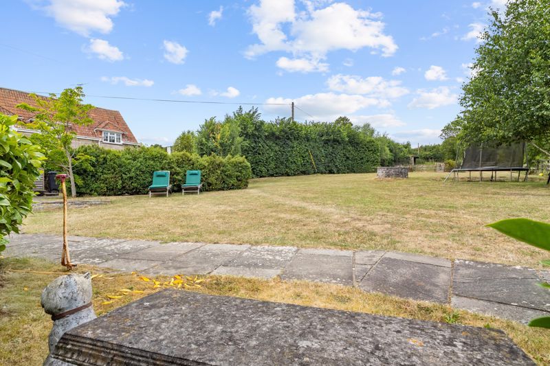 Property photo 3 of 43 Photo 42