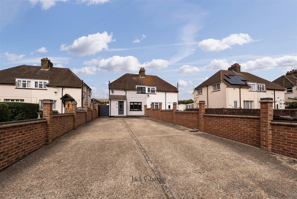Property photo 1 of 18 135 Main Rd, Longfield, Da3 7Pq 001.Jpg