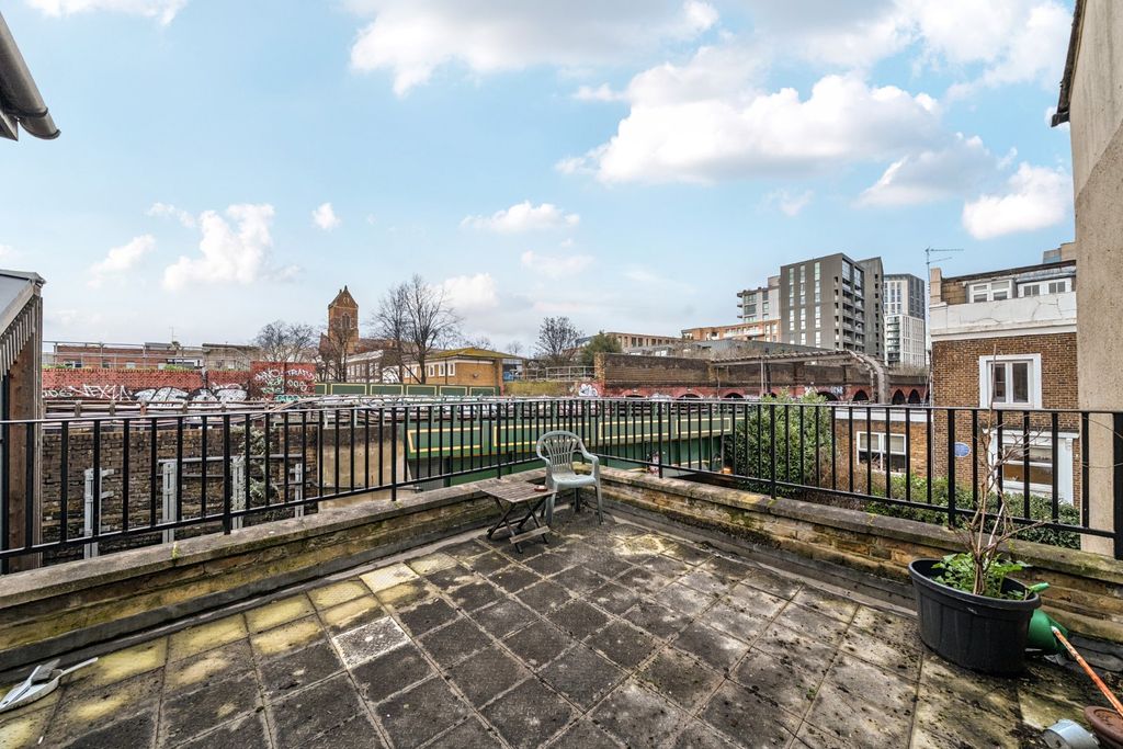 Property photo 3 of 13 Picture No. 04