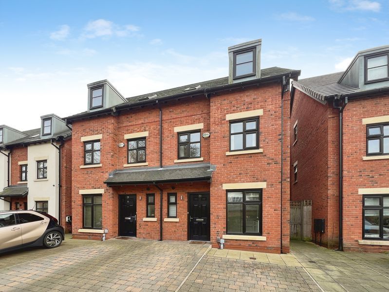 Property photo 1 of 21 External