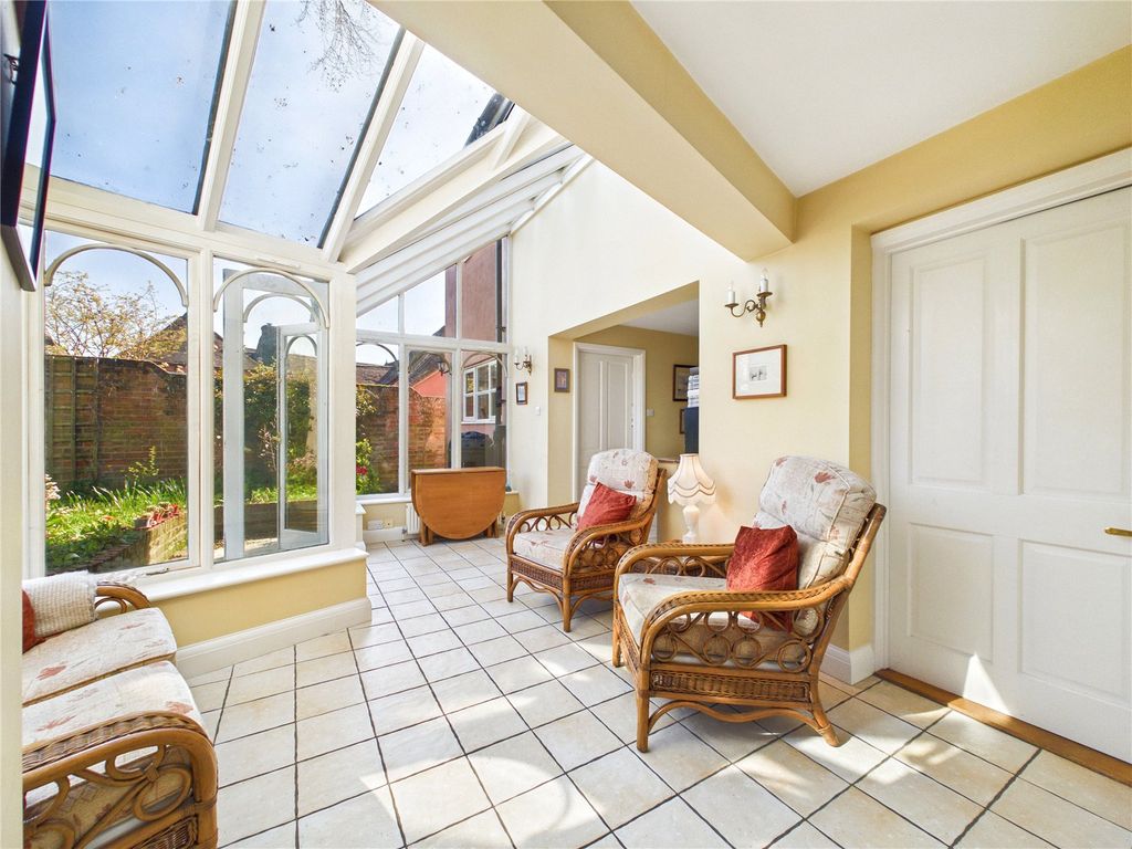 Property photo 3 of 17 Picture No. 05