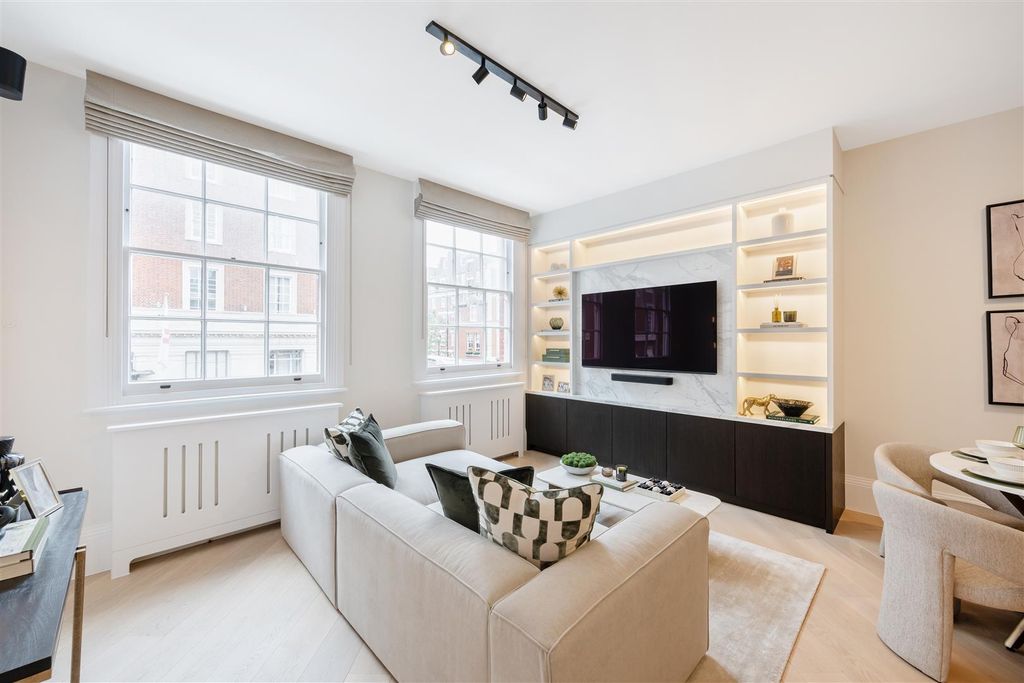 Property photo 3 of 14 Ff 87 Duke Street Hi-1.Jpg