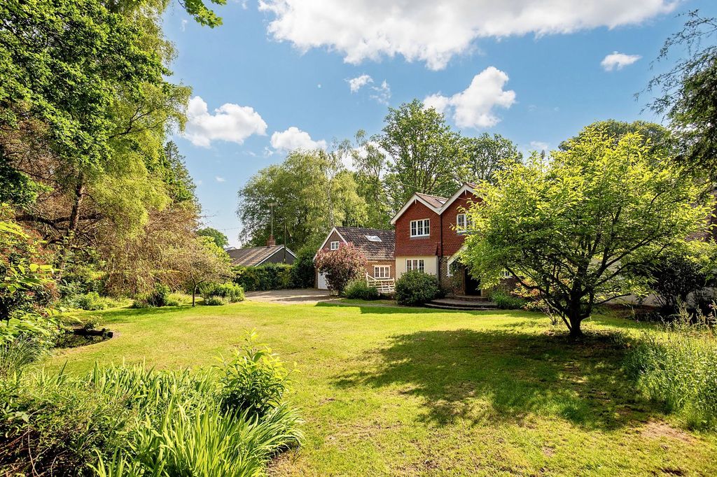 Property photo 2 of 30