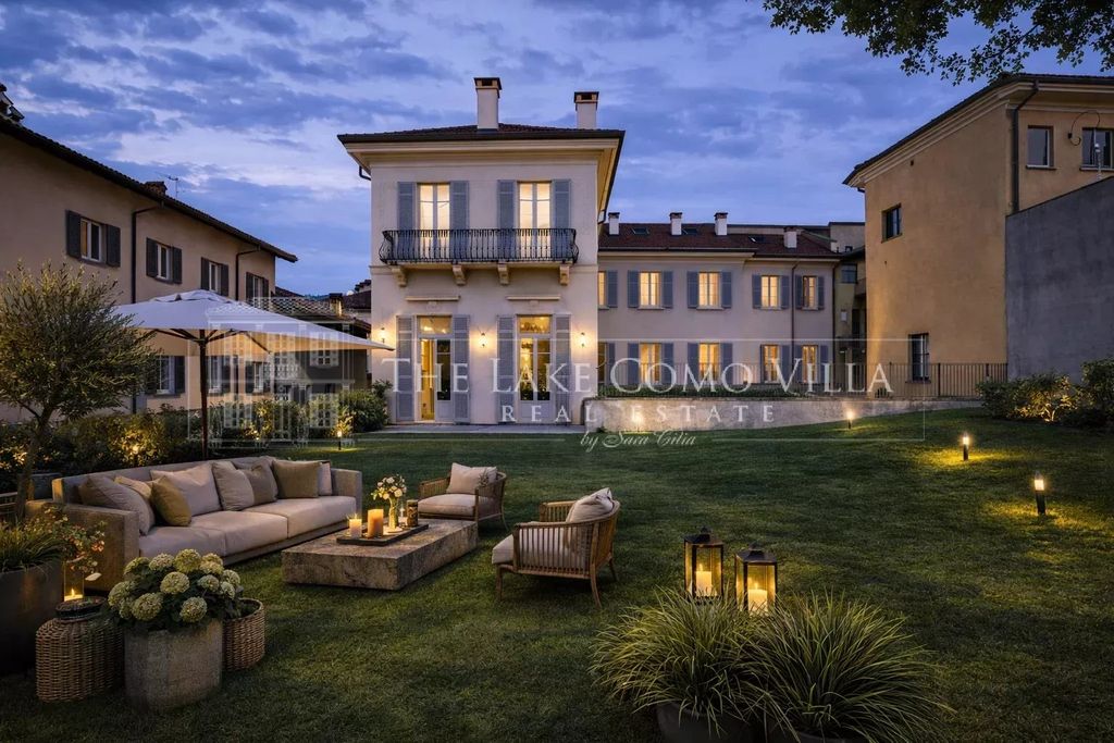 Property photo 1 of 32