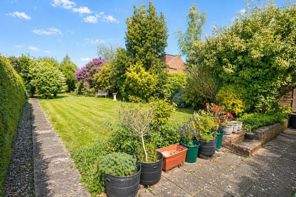 Property photo 2 of 18 Photo 6
