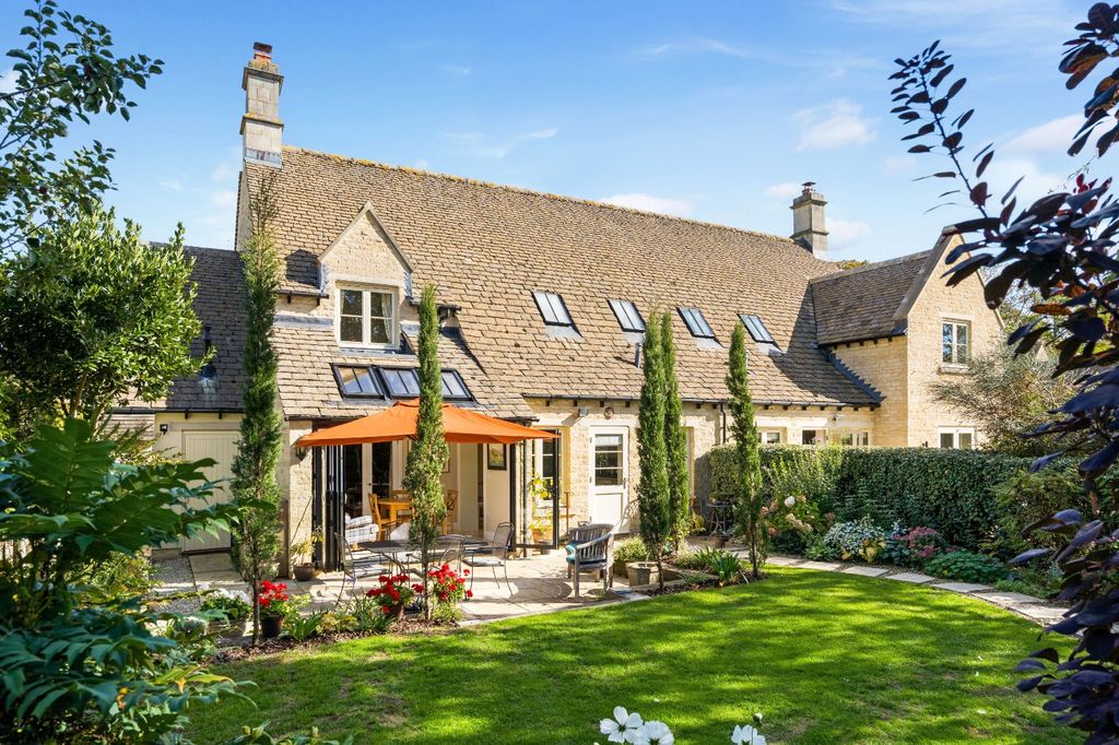 Property photo 2 of 14 Picture 2