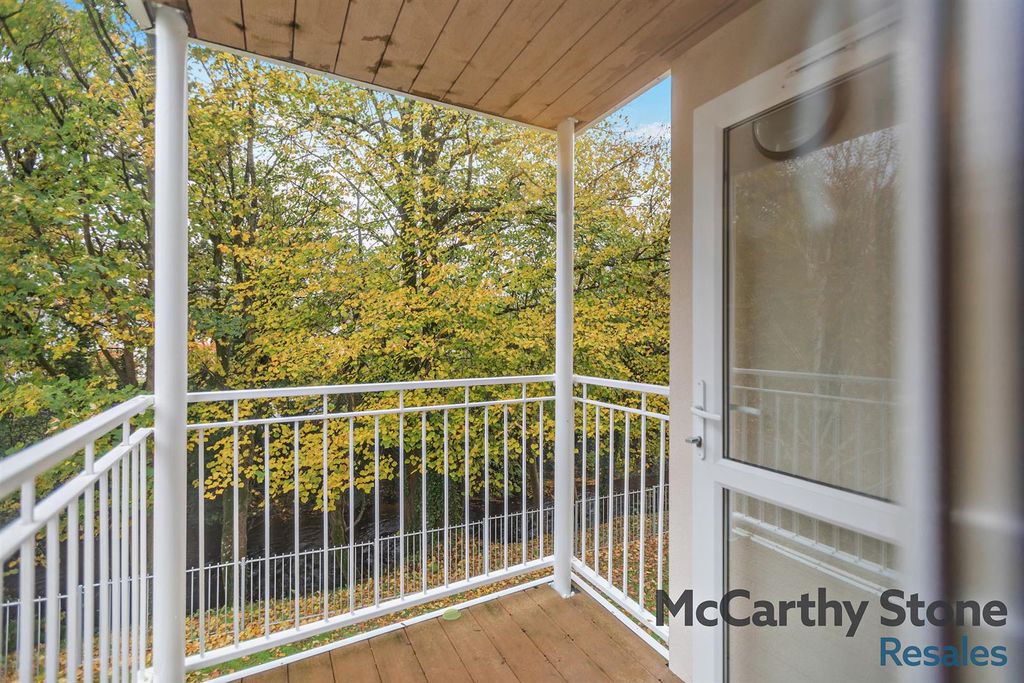 Property photo 2 of 20 Balcony