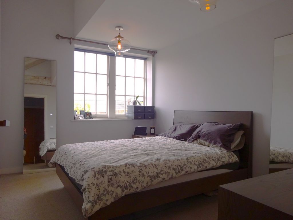 Property photo 3 of 7 3217836