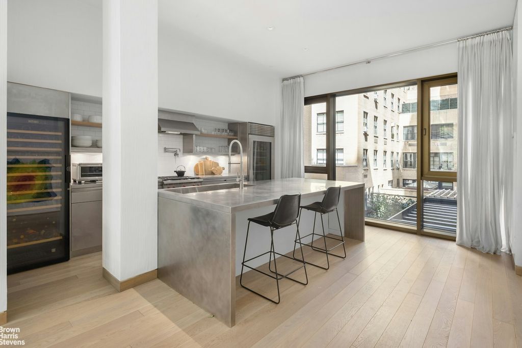 Property photo 3 of 13 <Alttext/>