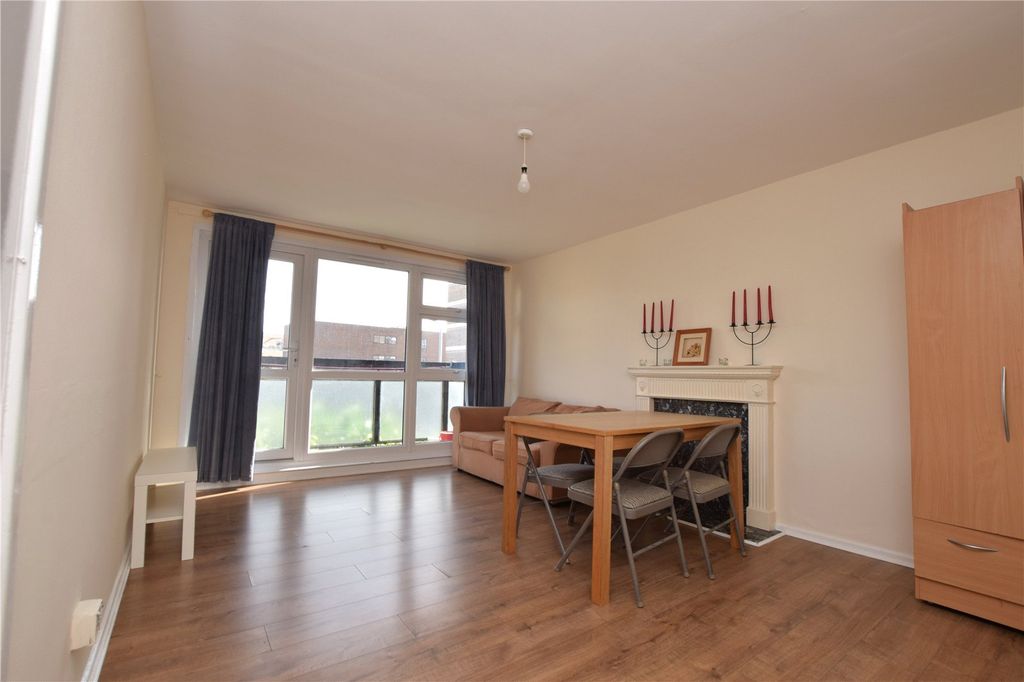 Property photo 2 of 7 Picture No. 05