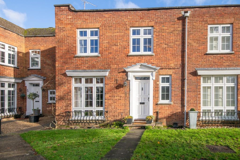 Property photo 1 of 15 4203040